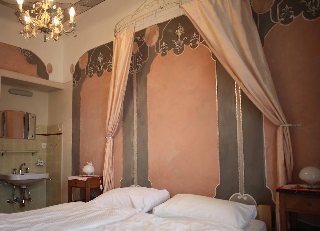 Bed And Breakfast Casa Locarno Room photo